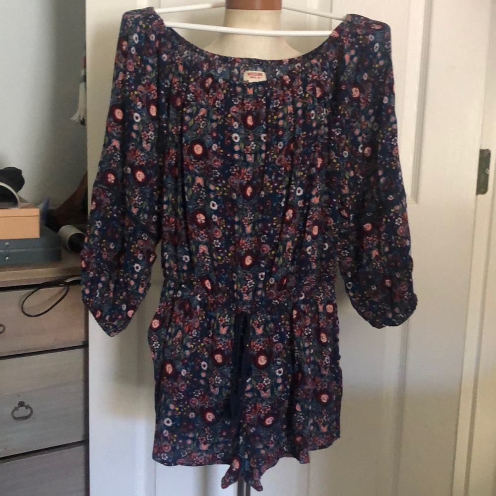 Mossimo Woman’s Floral Romper